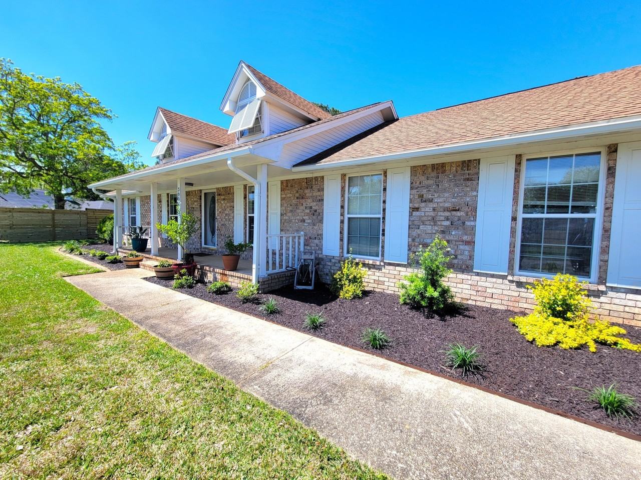 3902 India Cv - Photo 3 of 45