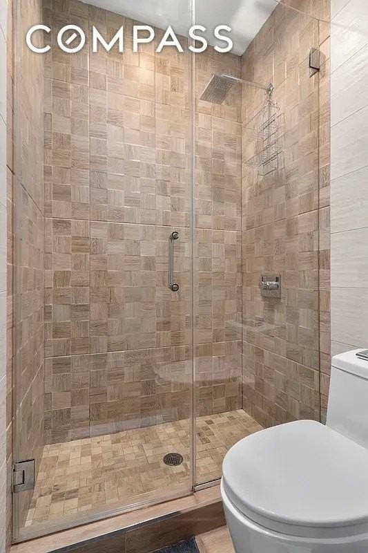 2027 Menahan St #1L - Photo 7 of 11