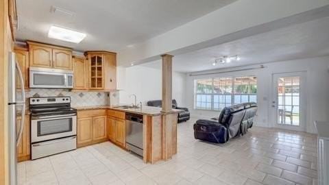 4186 Sw 48th Ct - Photo 4 of 26