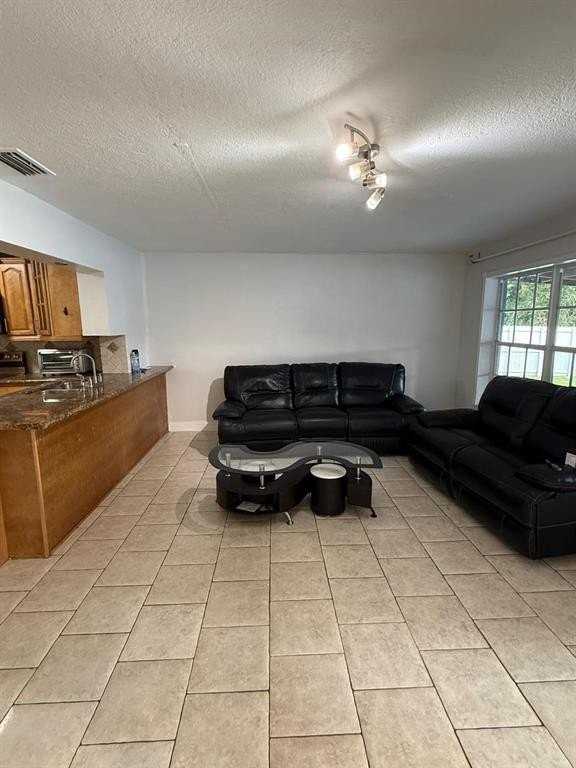 4186 Sw 48th Ct - Photo 5 of 26