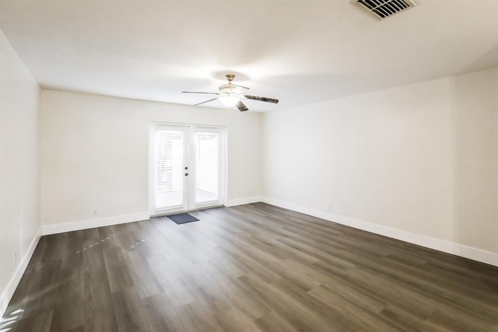 9732 Nw 15th St #306 - Photo 2 of 25