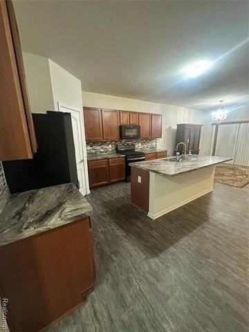 8731 Quincy Dr - Photo 2 of 29