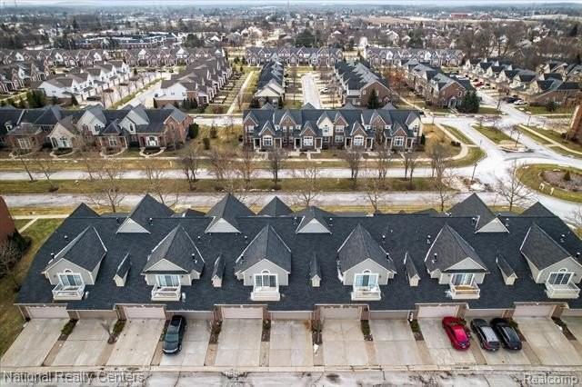 45707 N Stonewood Rd - Photo 3 of 24