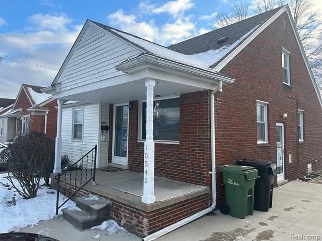 15545 Oconnor Ave - Photo 3 of 20