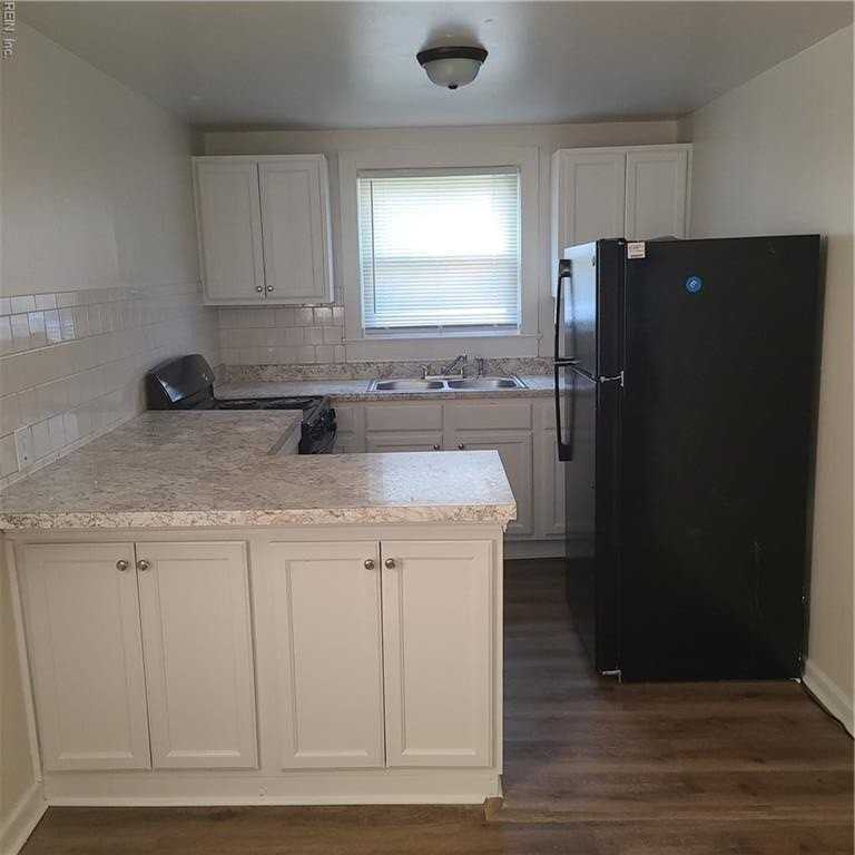 3110 Chalfin Ave #B - Photo 4 of 13