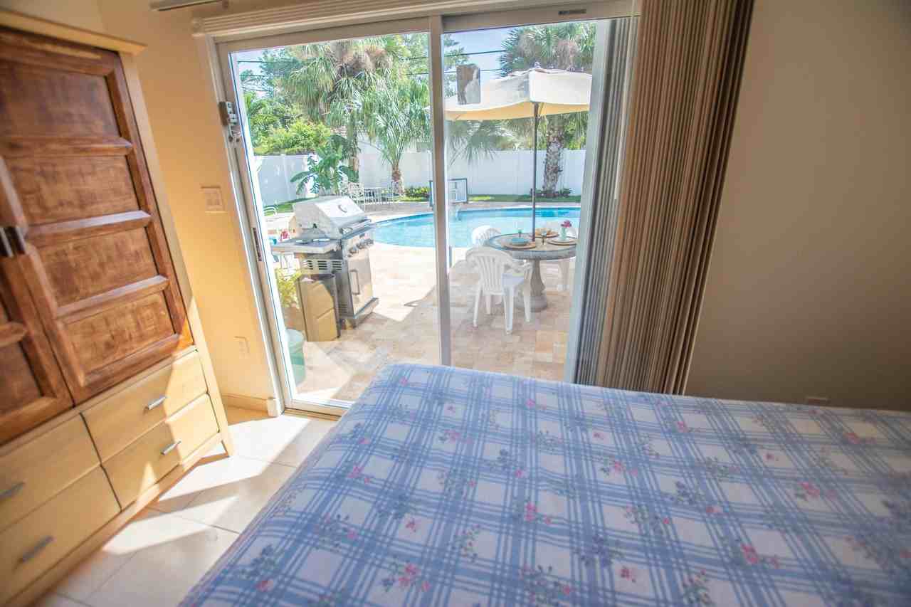 1165 Cabana Rd #6 - Photo 3 of 12