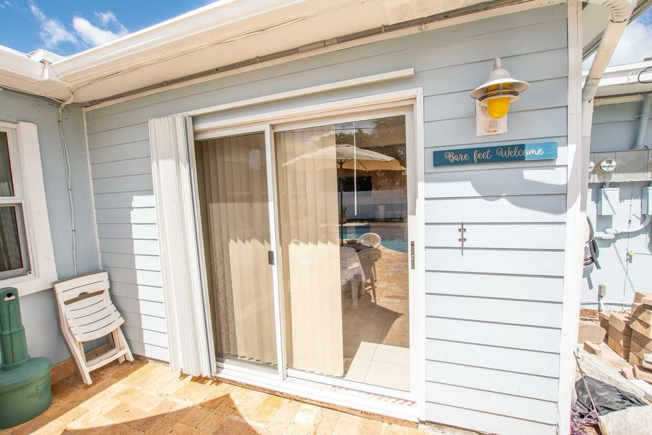 1165 Cabana Rd #6 - Photo 5 of 12