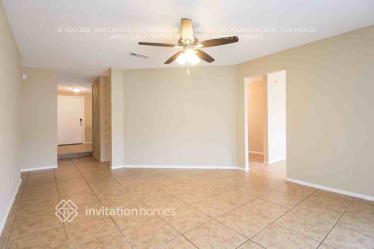 109 Morning Glory Dr - Photo 3 of 20