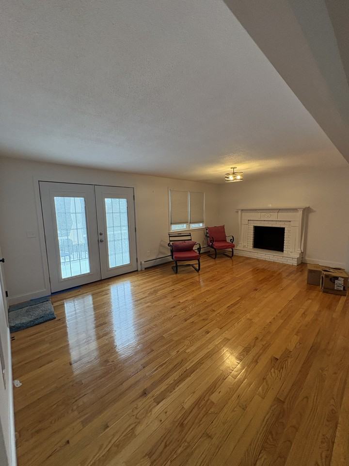 7 Old Farm Rd #1 - Photo 3 of 11