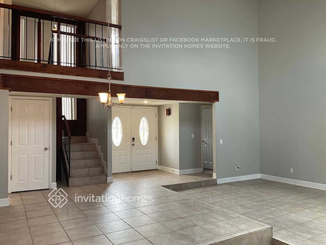 5404 Bay Lagoon Cir - Photo 3 of 12