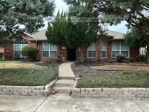 2805 Beacon Hill Dr - Photo 1 of 1