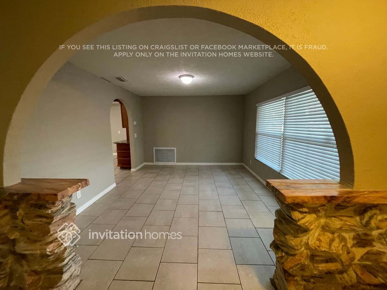 124 W Wildwood St - Photo 3 of 25