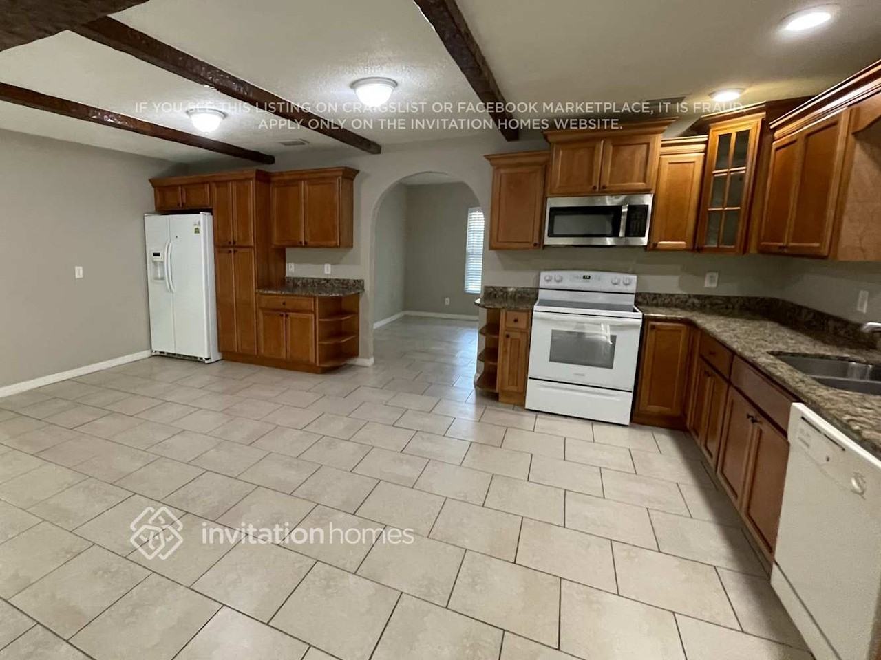 124 W Wildwood St - Photo 6 of 25