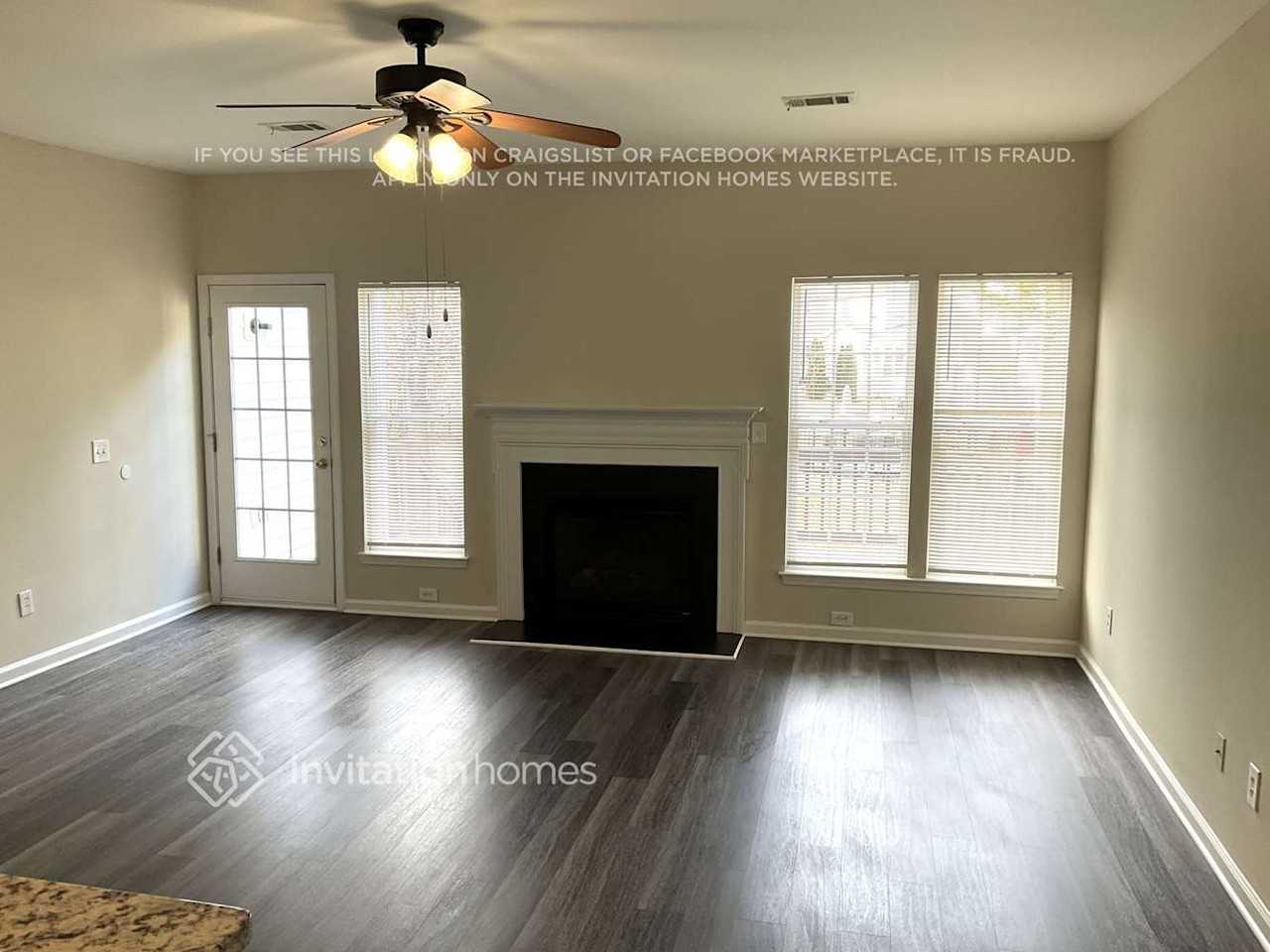 8515 Castledown Dr - Photo 2 of 13