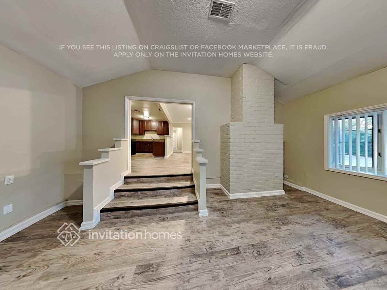 8159 Beeman Ave - Photo 4 of 14