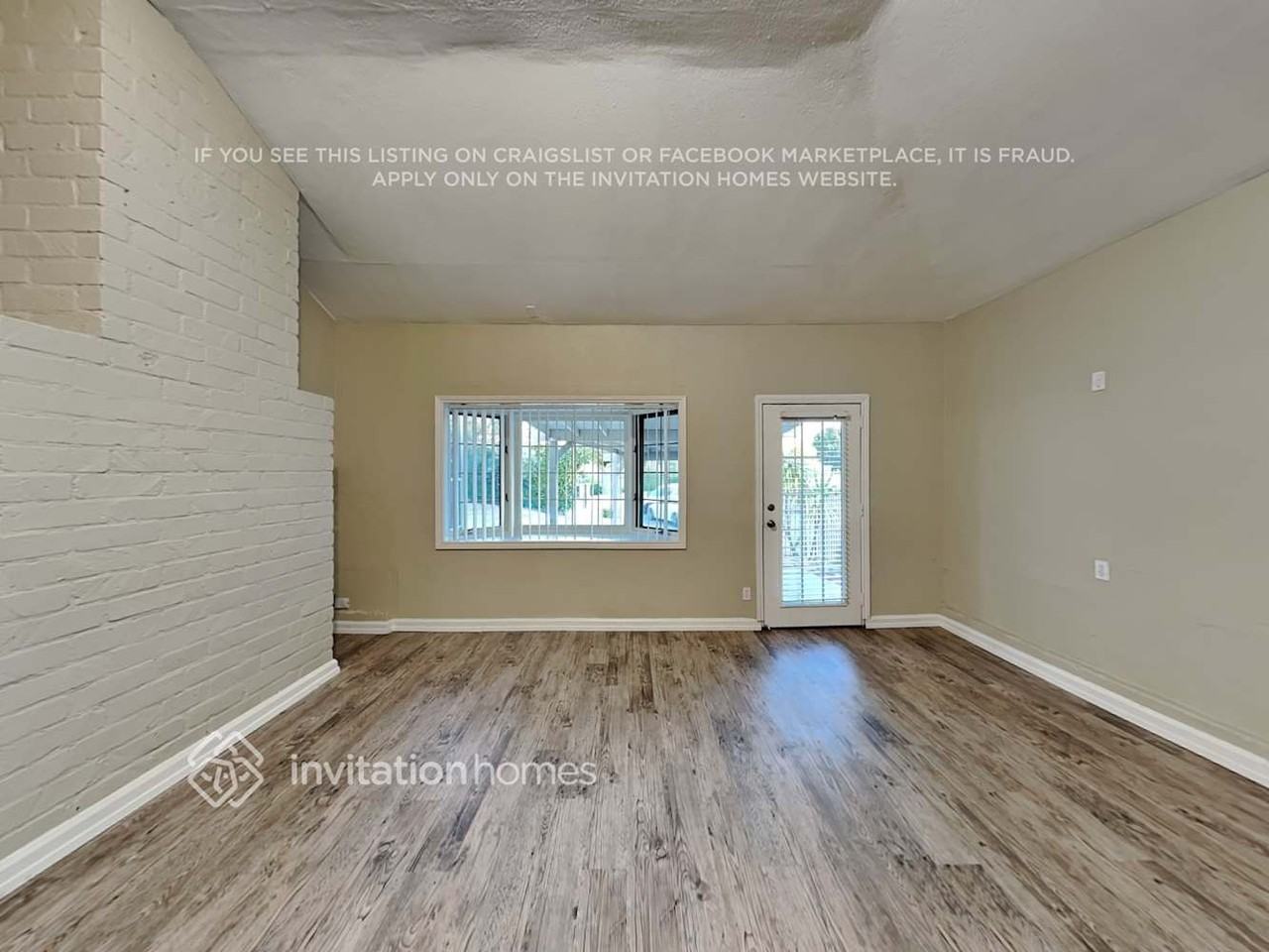 8159 Beeman Ave - Photo 6 of 14