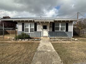 407 Hackberry St - Photo 1 of 1