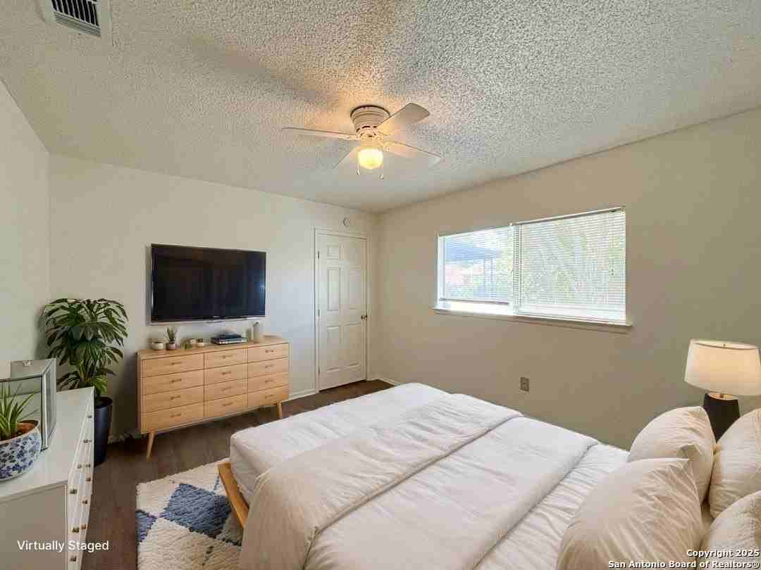 117 Meadow Way - Photo 5 of 35