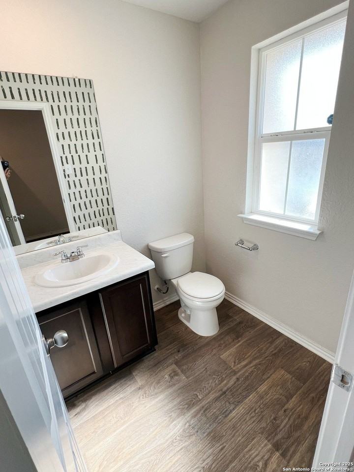 11919 Hondo Crk - Photo 3 of 39