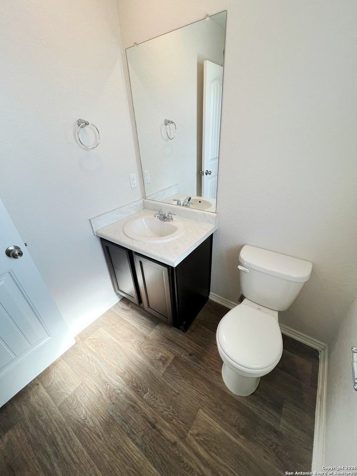 11919 Hondo Crk - Photo 4 of 39