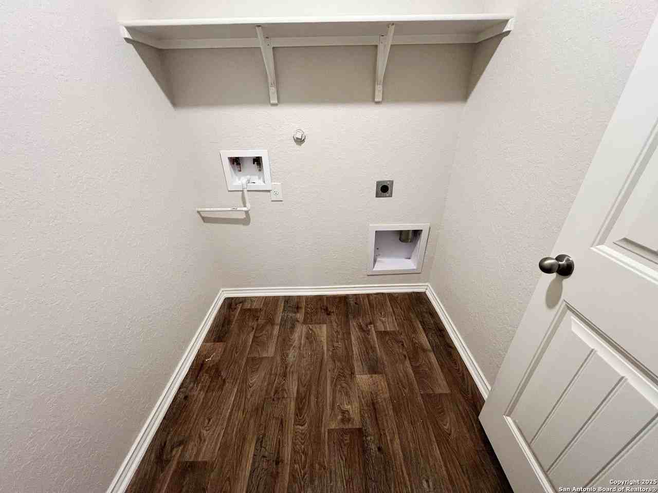 11919 Hondo Crk - Photo 5 of 39