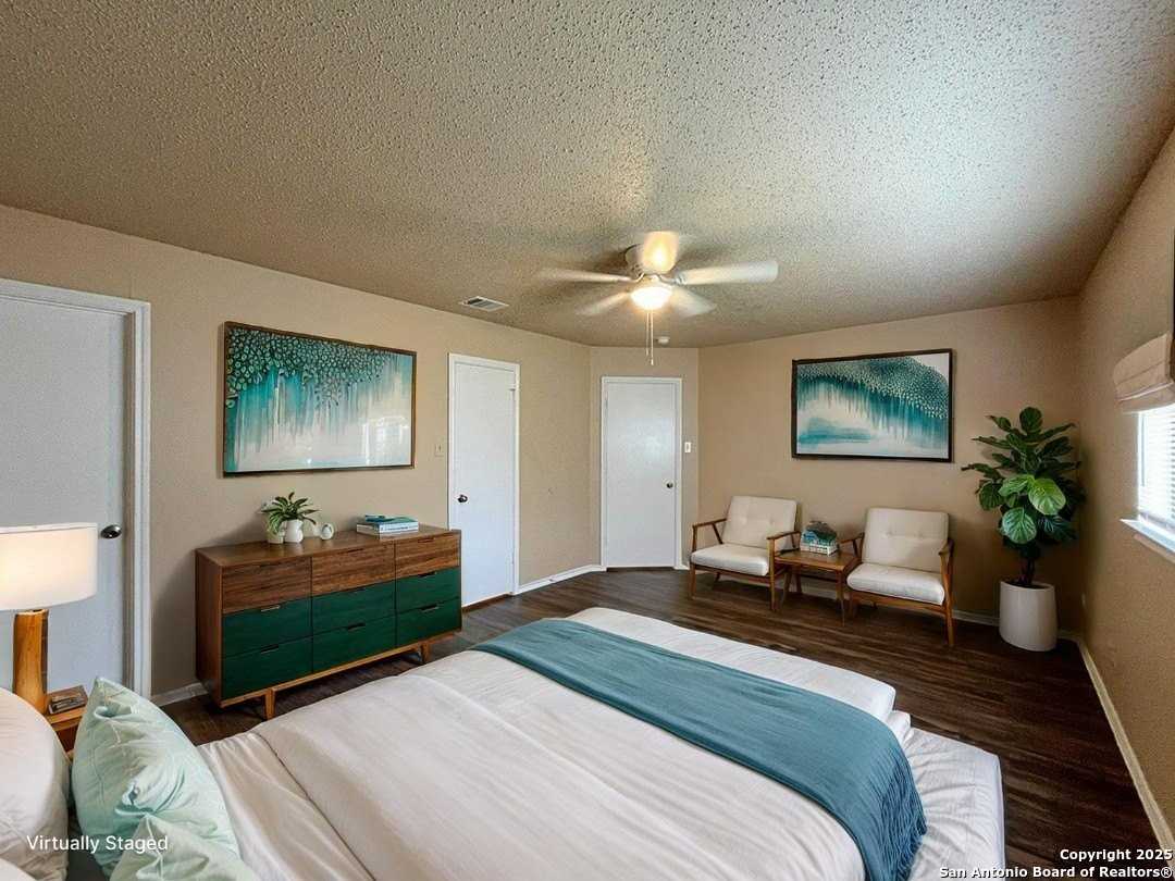 6847 Canary Meadow Dr - Photo 4 of 41