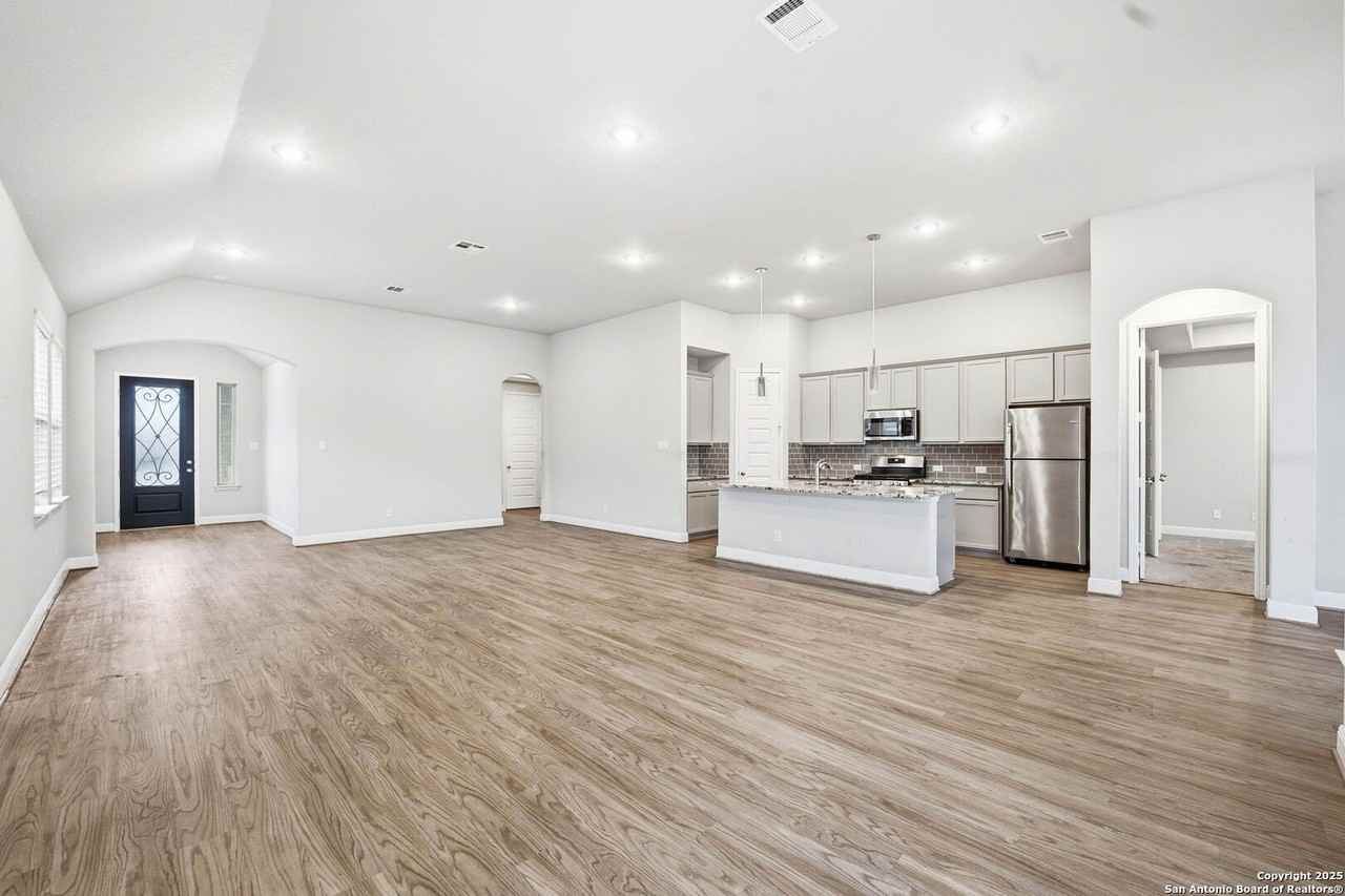 5122 Village Park - Photo 5 of 50