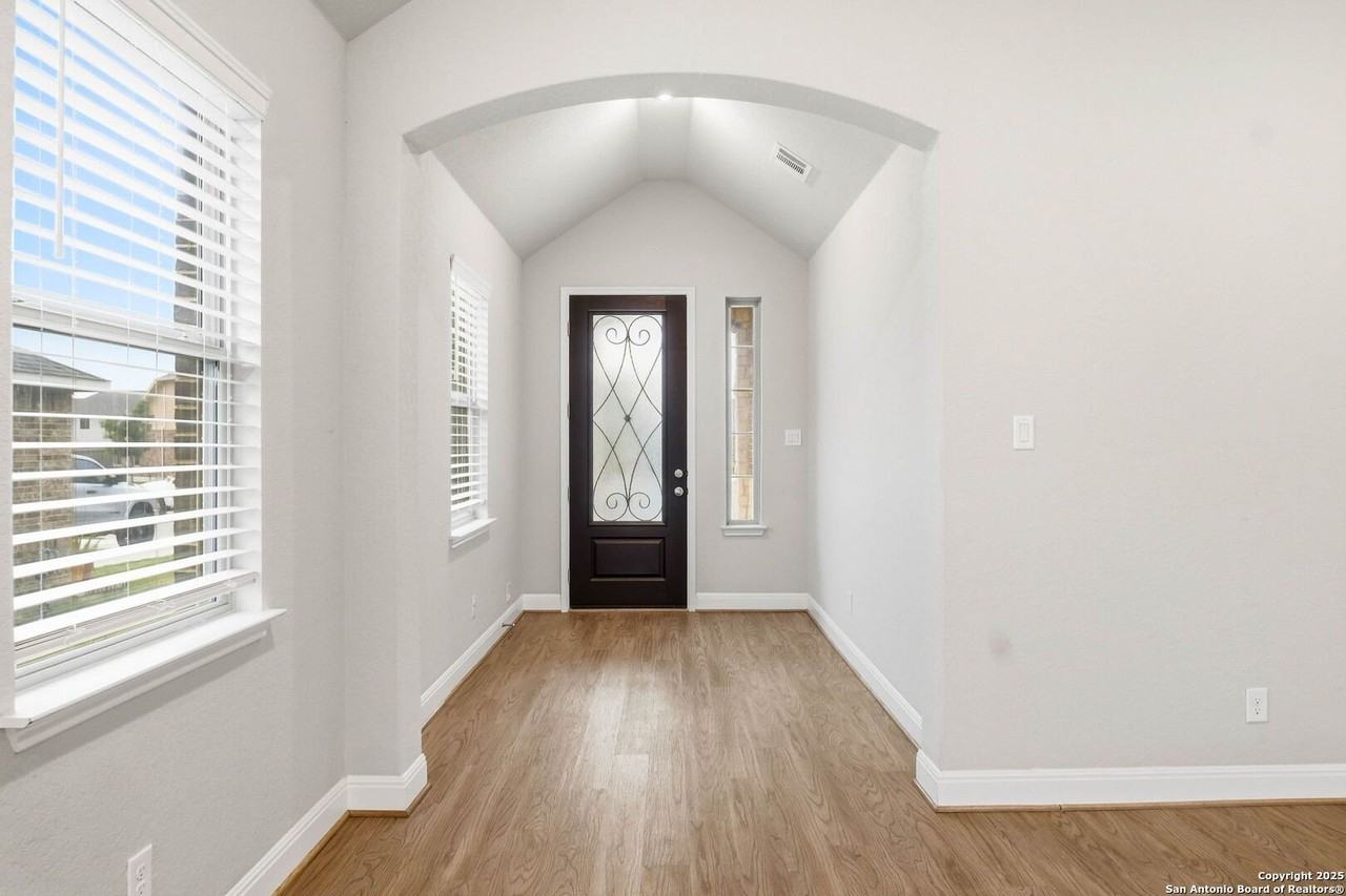 5122 Village Park - Photo 6 of 50