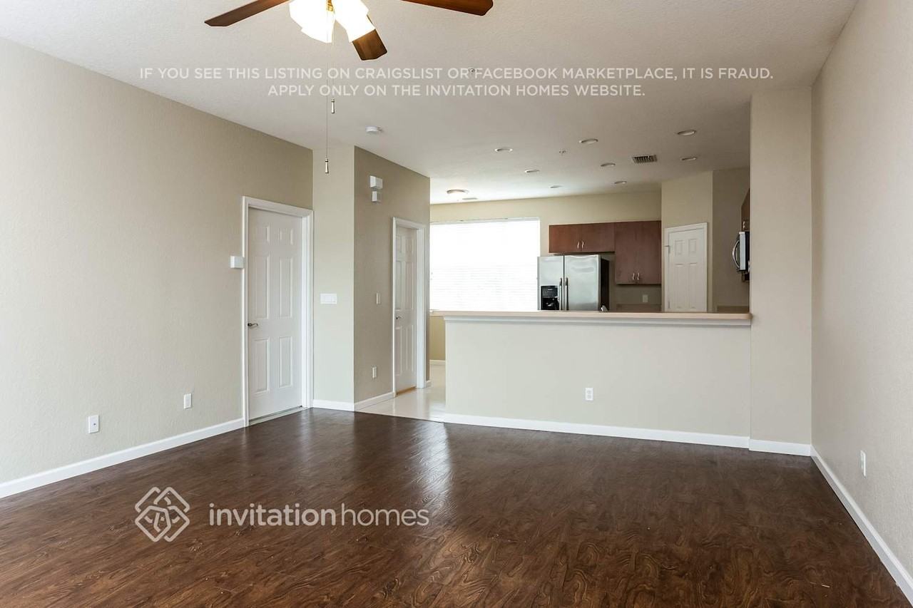 156 Greenwich Cir - Photo 4 of 14