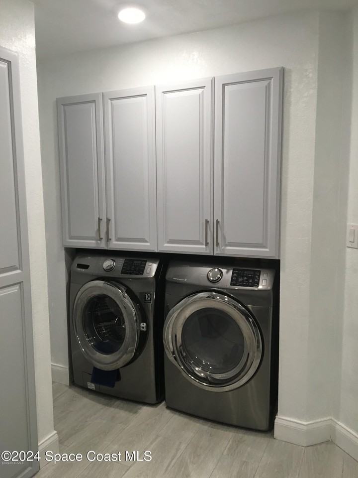 3613 S Banana River Blvd Apt 304 #304 - Photo 7 of 17