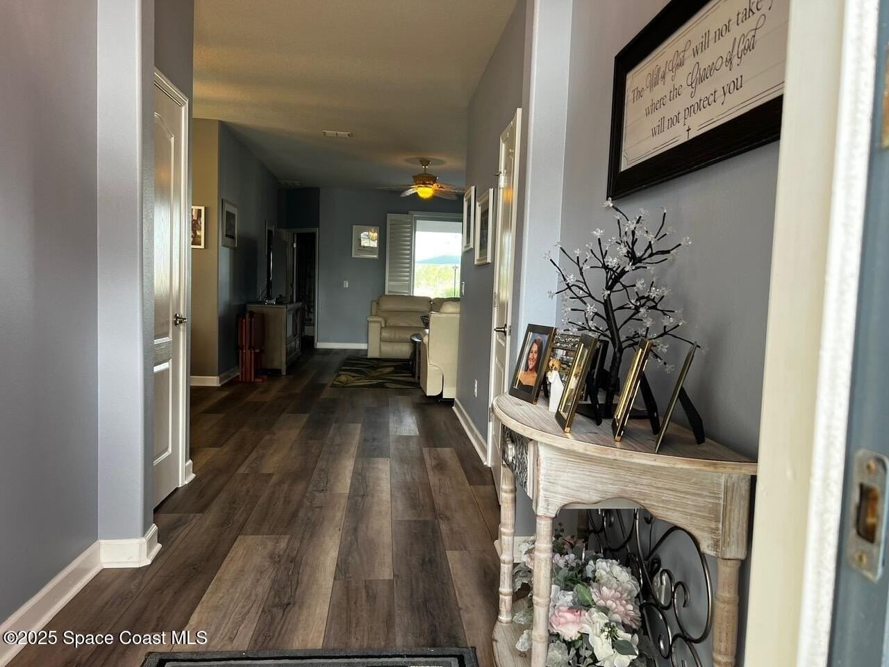 6148 Van Ness Dr - Photo 3 of 29