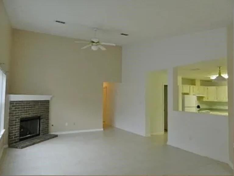 7323 Hollis St - Photo 4 of 16