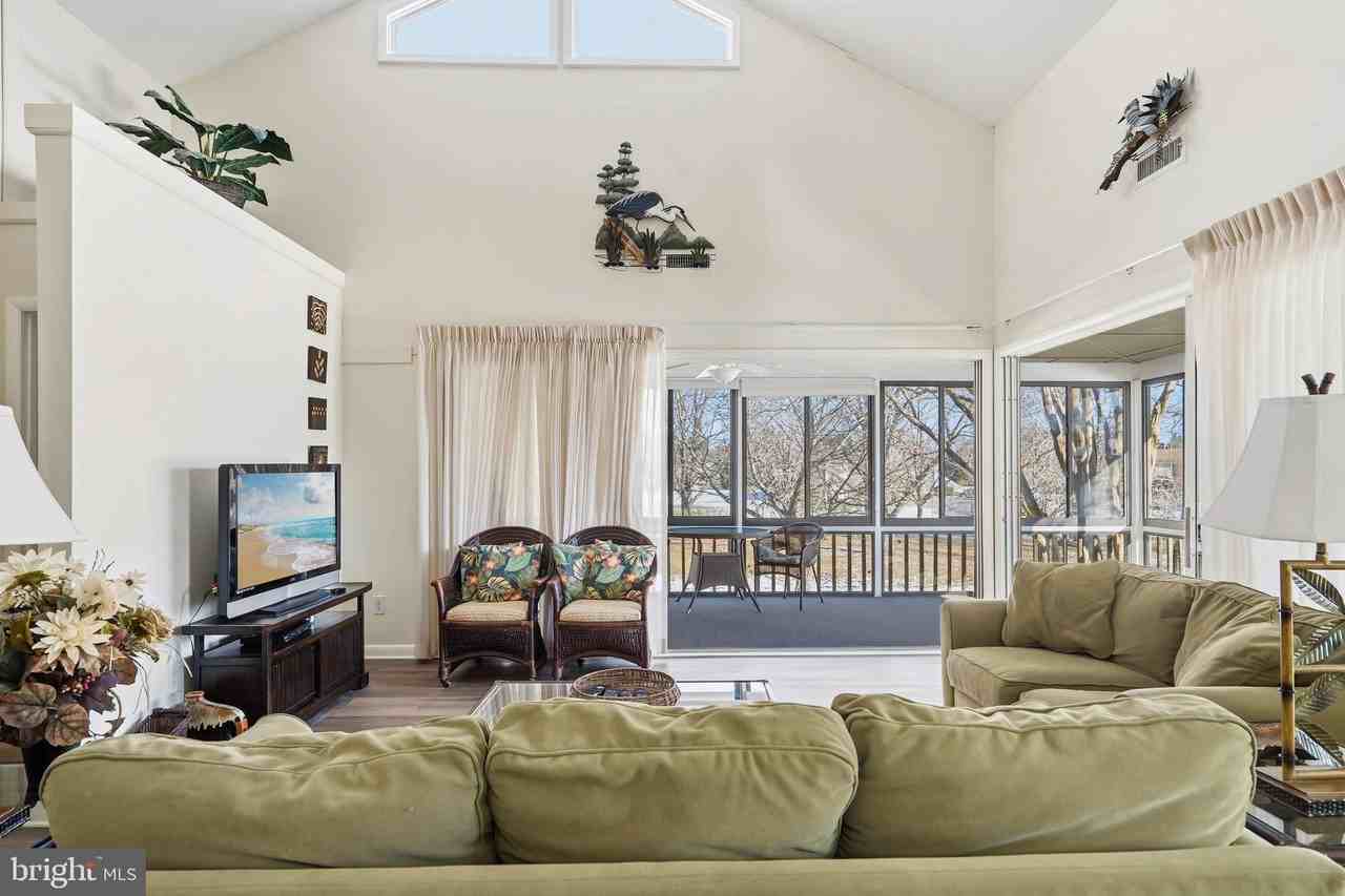 18530 Drayton Hall Rd Unit 4 #4 - Photo 7 of 34