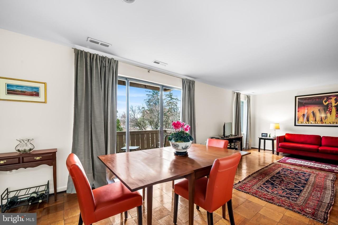 103 Cross Keys Rd Unit R103d2 - Photo 4 of 18