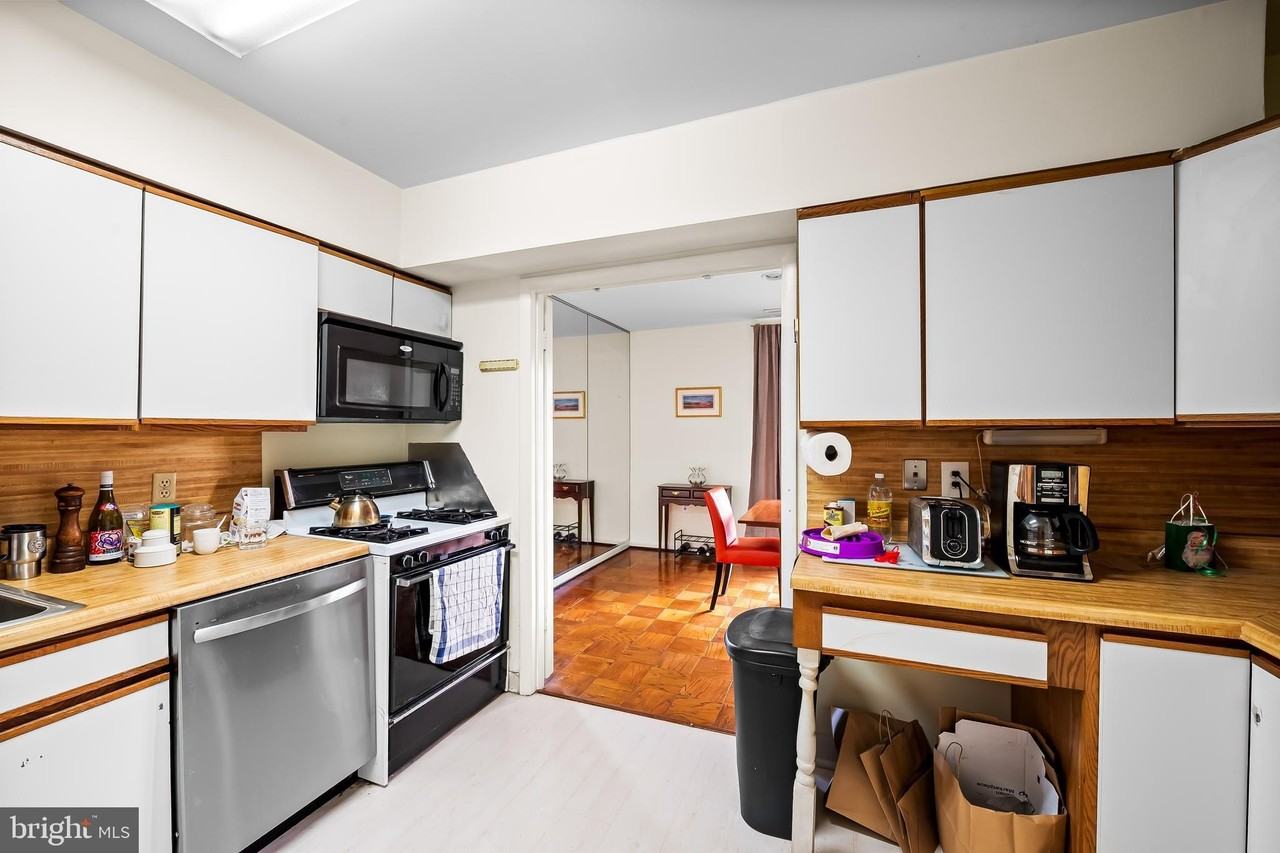 103 Cross Keys Rd Unit R103d2 - Photo 7 of 18