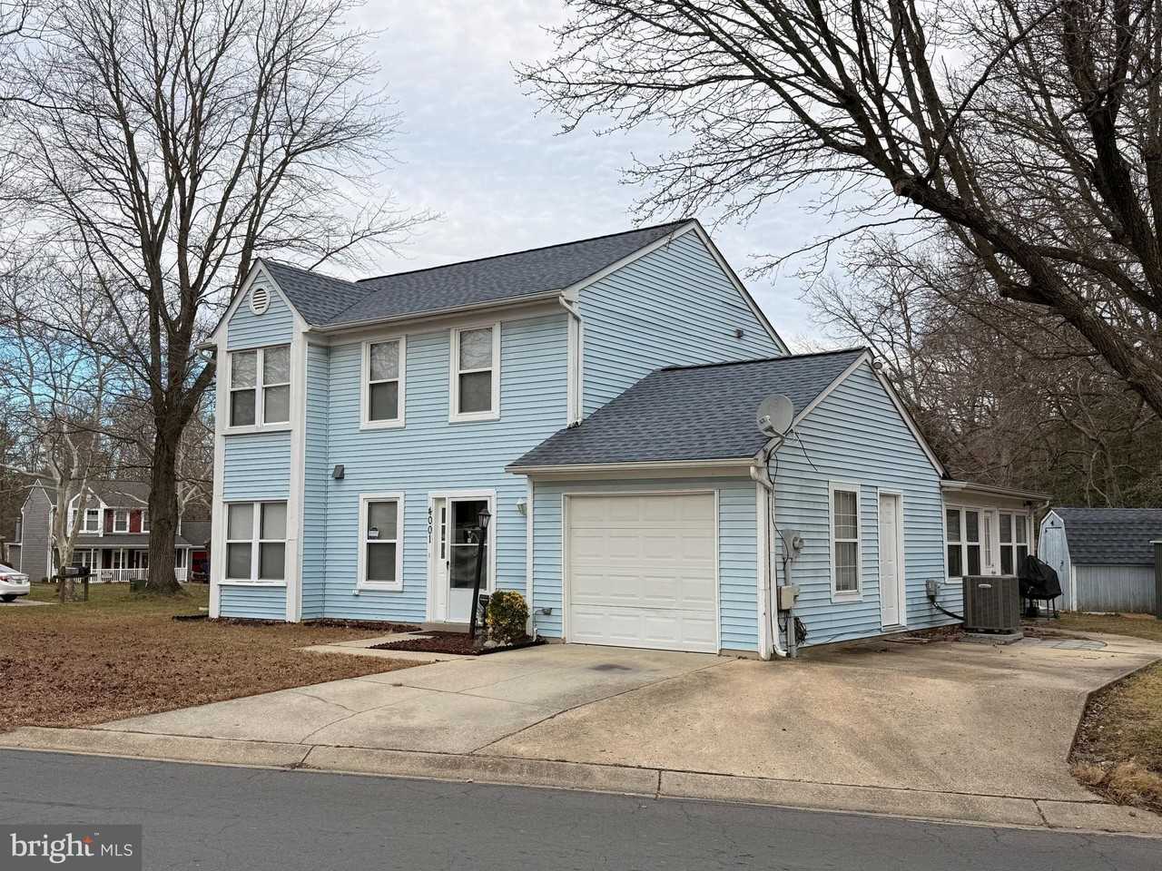 4001 Bittern Ct - Photo 5 of 45