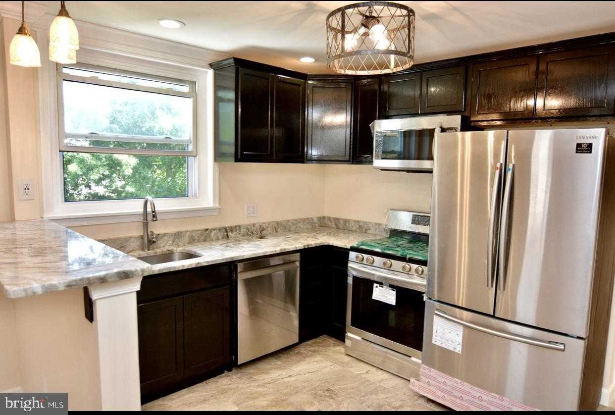 631 Hill Rd Unit 2 #2 - Photo 4 of 14