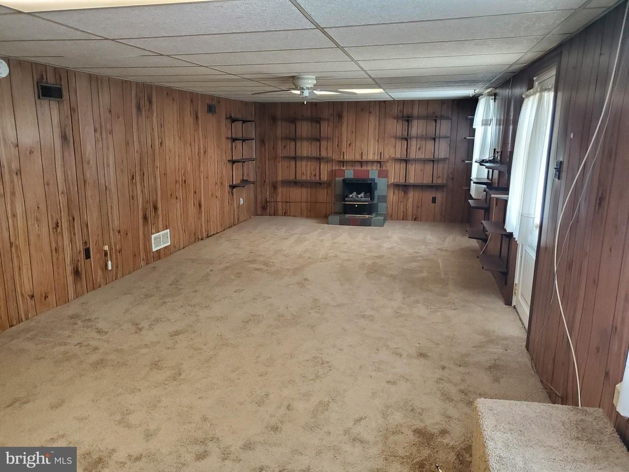 119 Mount Airy Rd - Photo 5 of 8