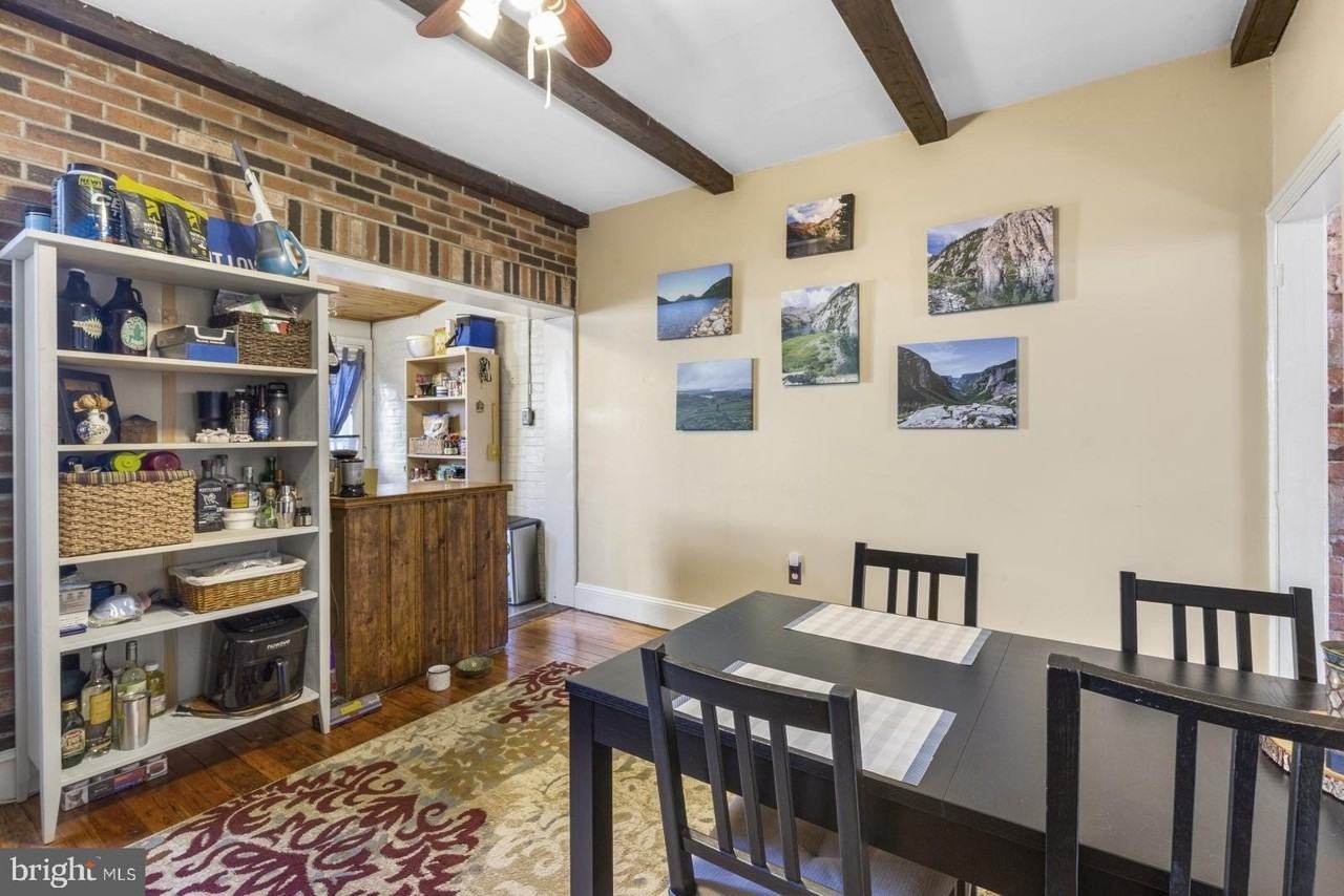 2228 Taggert St - Photo 6 of 23