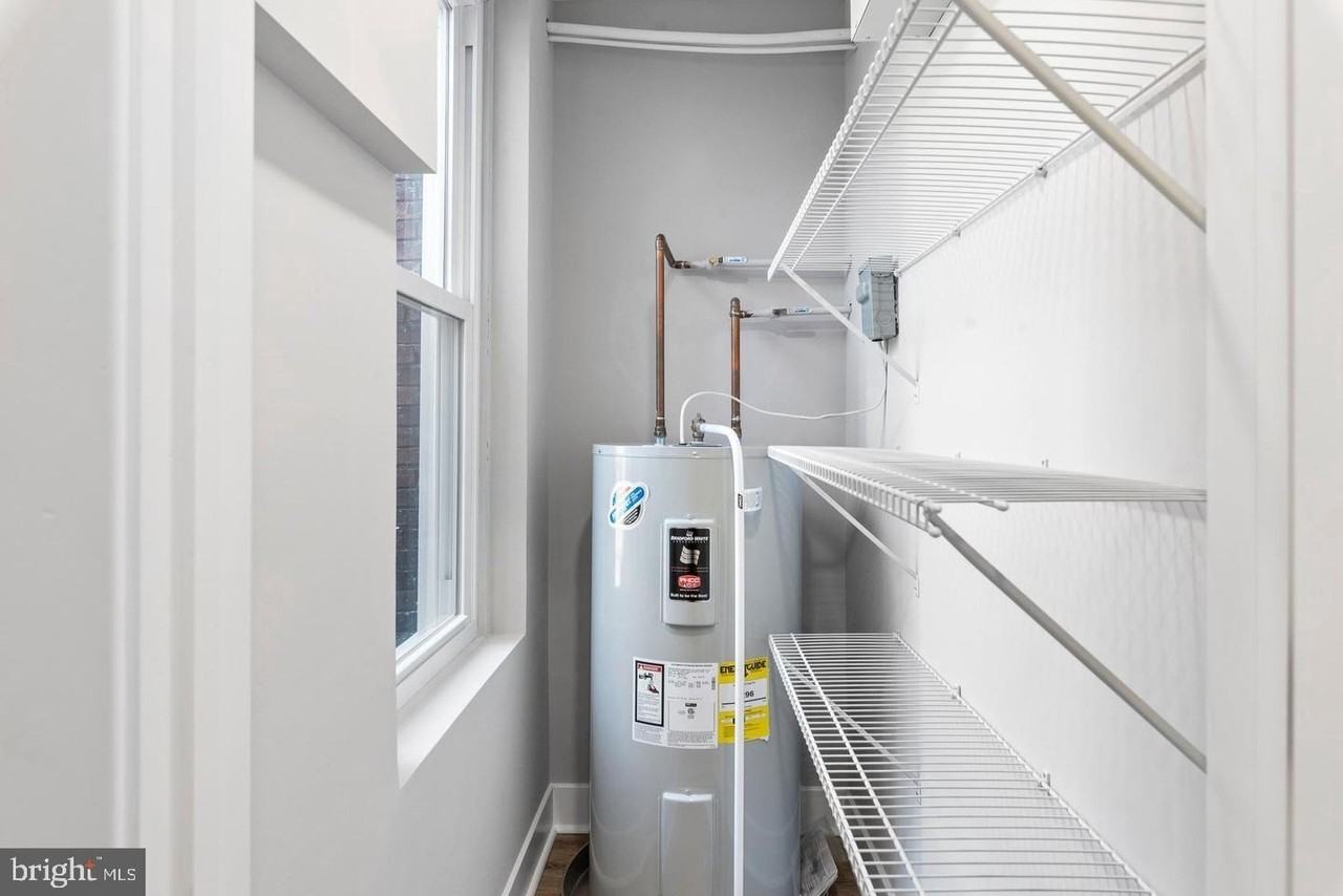 256 S 11th St Unit 2 #2 - Photo 7 of 13