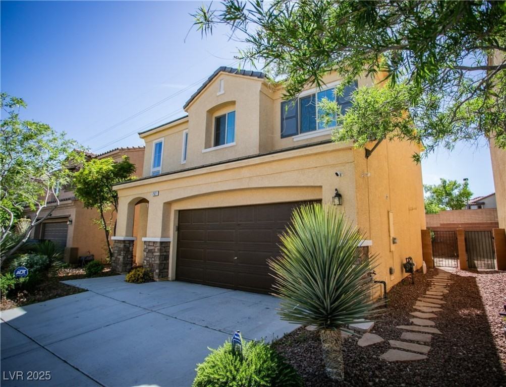 7927 Bartlett Peak St - Photo 3 of 42
