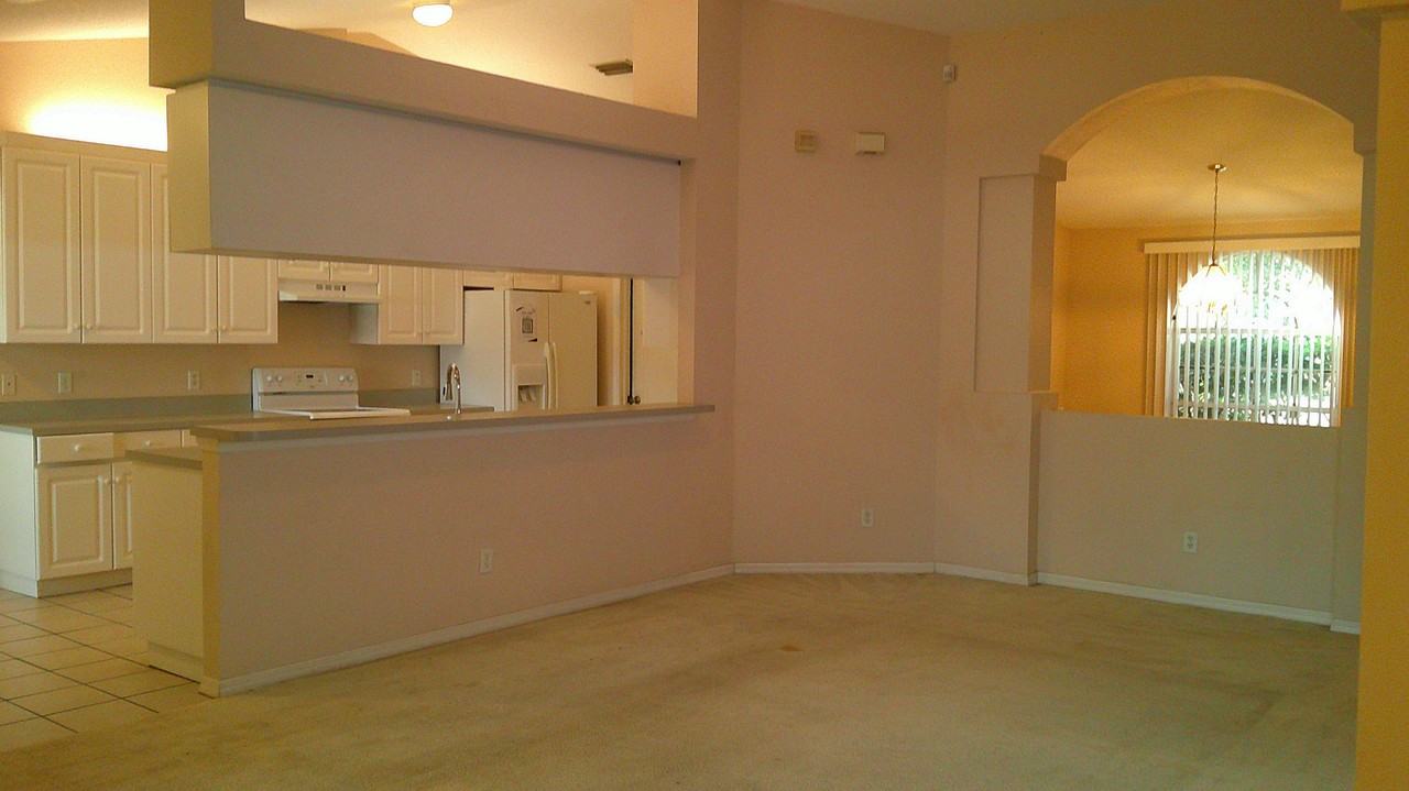 9724 Mary Robin Dr - Photo 7 of 20