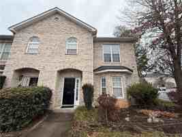 featured image of 374 Summergate Dr