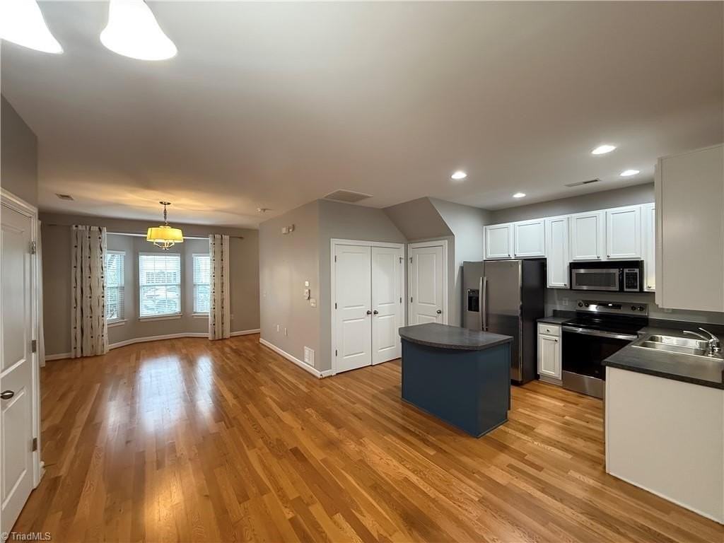 374 Summergate Dr - Photo 5 of 19