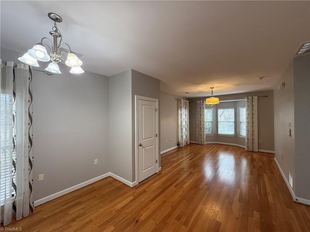 374 Summergate Dr - Photo 7 of 19