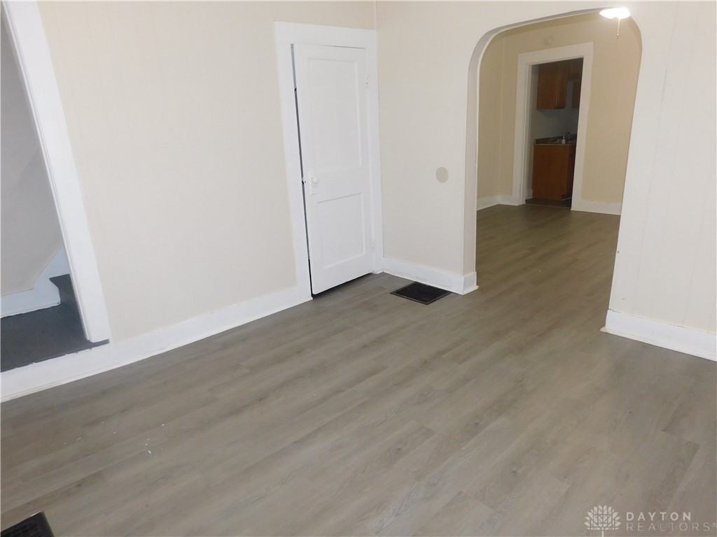 368 Raffensperger Ave ##370 - Photo 4 of 12