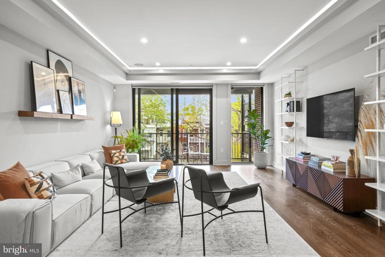 1201 Kenyon St Nw ##5 - Photo 5 of 35