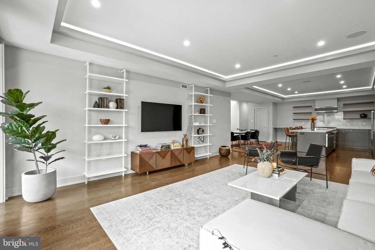 1201 Kenyon St Nw ##5 - Photo 7 of 35