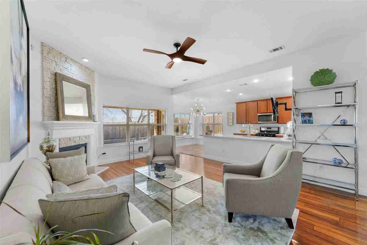 3233 Clear Springs Dr - Photo 2 of 16