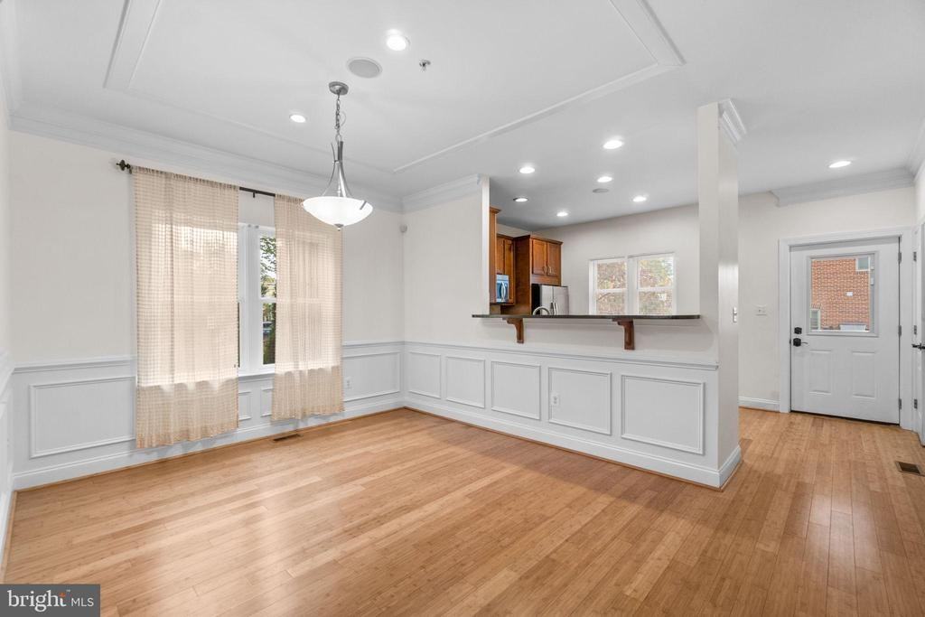 620 N Bentz St - Photo 6 of 30